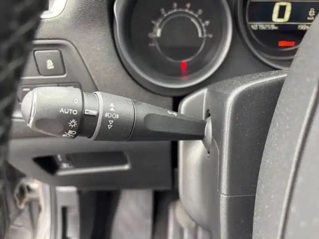 Citroën C4 bluehdi 110 s&amp;s bvm6 live pack business — photo 17