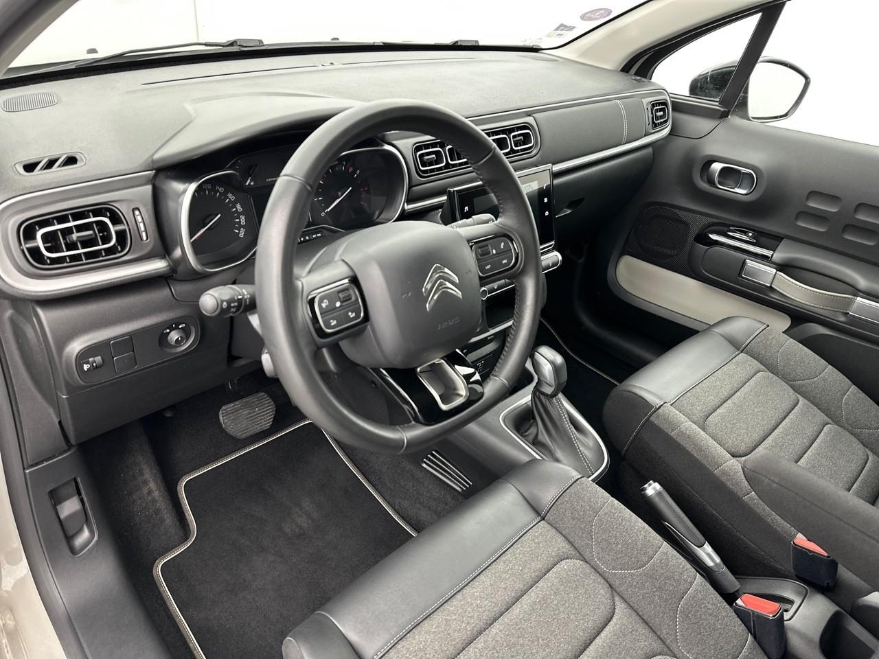 Citroën C3 puretech 110 s&s eat6 saint james — photo 8
