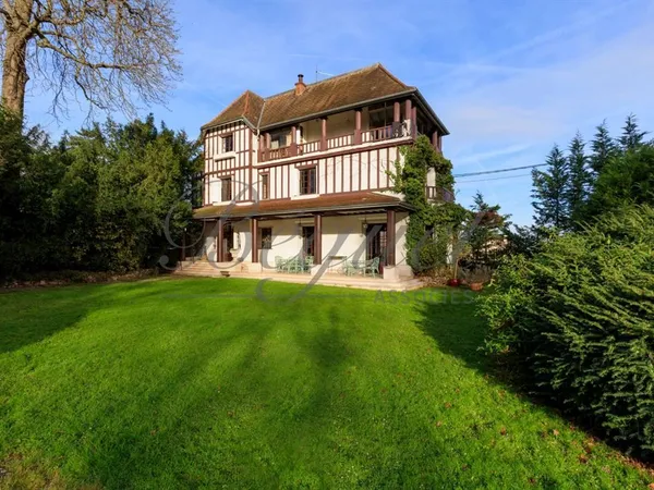 Maison de luxe 14 pièces 350 m²