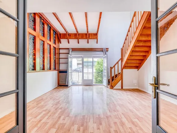 À VENDRE - NANTEUIL-LÈS-MEAUX - PLEIN COEUR DE VILLE