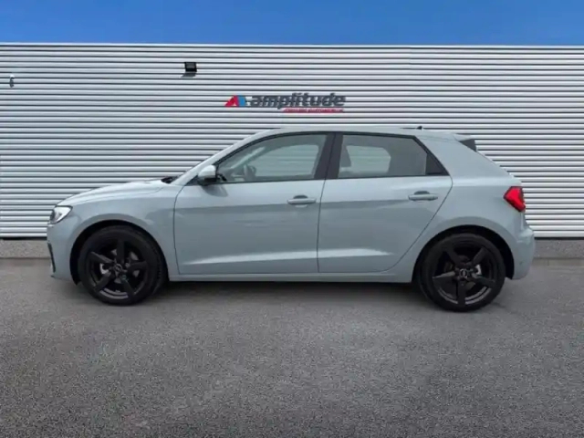 Audi A1 sportback 35 tfsi 150ch proline s tronic 7 — photo 8