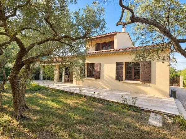 Villa 6 pièces 149 m²