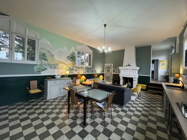 Maison 5 pièces 140 m²