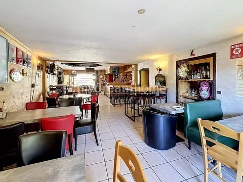 Fonds de Commerce Restaurant / Pizzeria / Pub au c