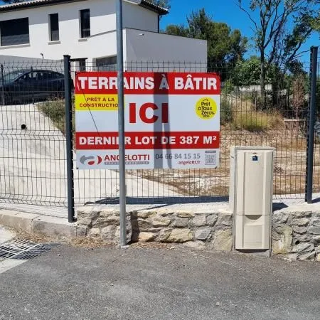 Terrain 387 m² Nimes