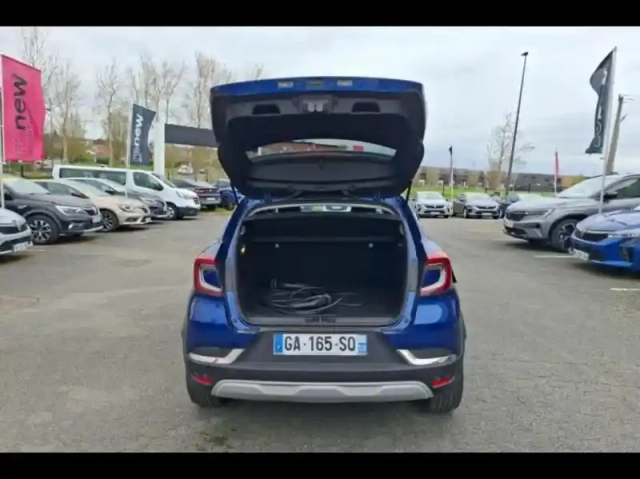 Renault Captur 1.6 e-tech hybride rechargeable 160ch intens -21 — photo 12