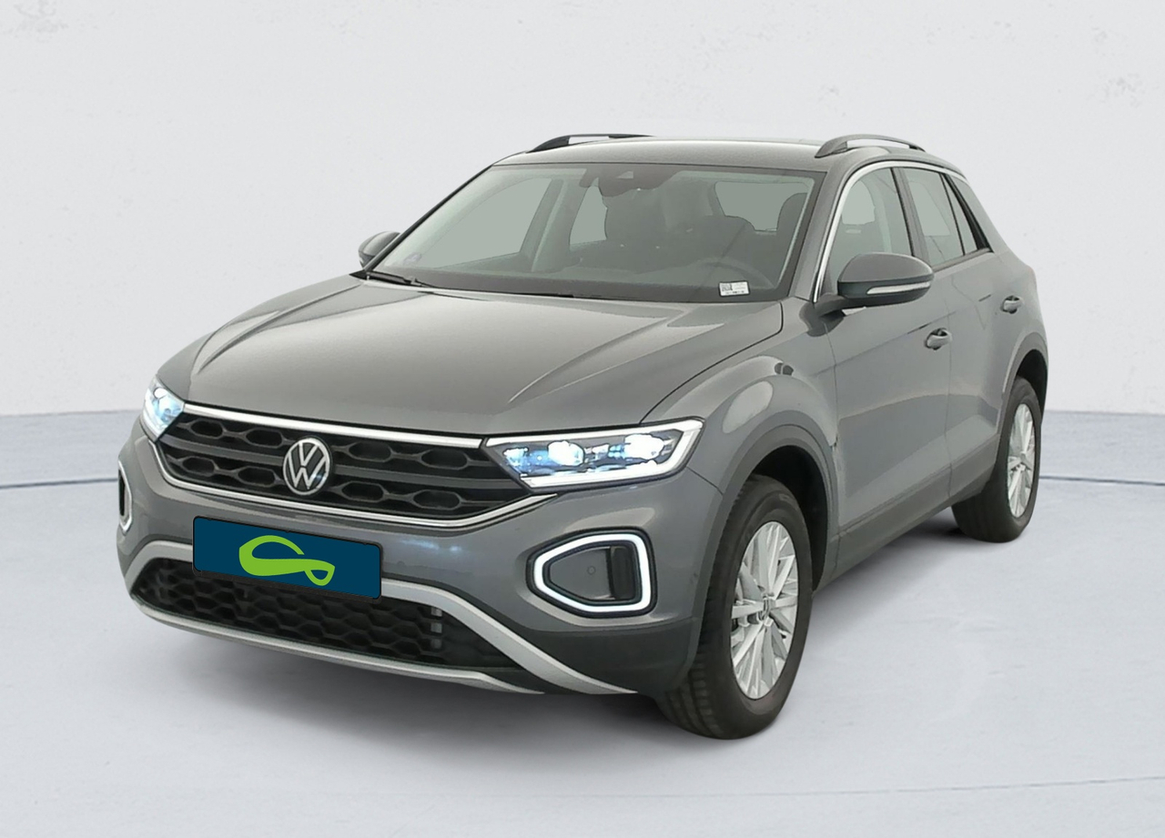 Volkswagen T-Roc — photo 1