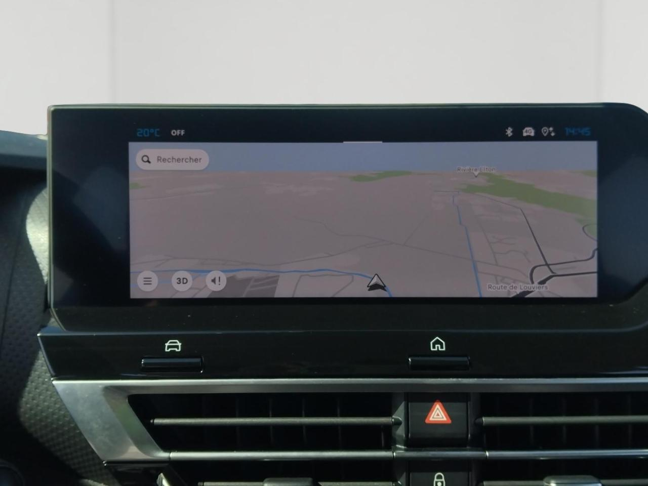 Citroën C4 X puretech 130ch s&s shine eat8 — photo 14