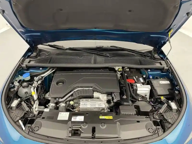 Peugeot 308 hybrid 145 e-dcs6 — photo 53
