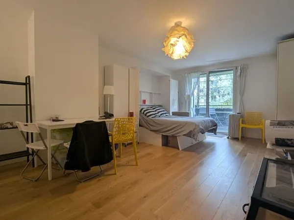 Studio 1 pièce 43 m²