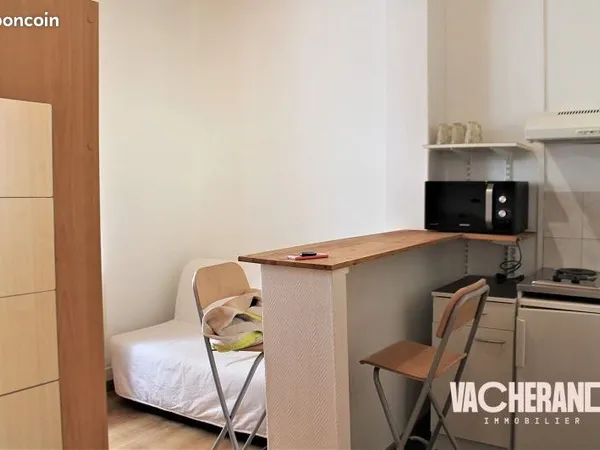 Appartement 1 pièce 16 m²