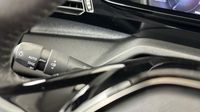 Peugeot 308 1.2 PureTech 130ch S&S Allure — photo 27