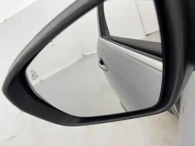 Citroën C5 Aircross bluehdi 130ch feel eat8 suréquipé — photo 32
