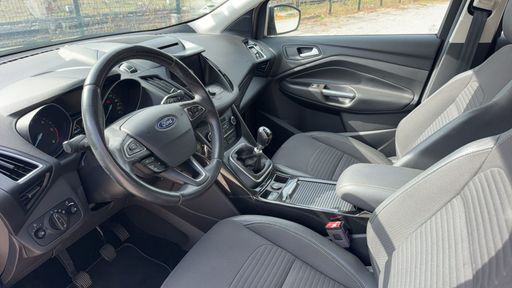 Ford Kuga 2.0 TDCI 150 - Titanium – 2017 – 140083 km – Diesel – Boîte Manuelle — photo 56