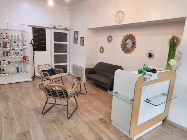 FONDS de COMMERCE COIFFURE et BARBIER