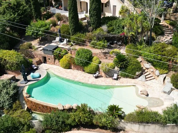 Studio 30 m² vue mer - Porto-Vecchio - 520 charges comprises
