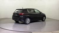 Peugeot 308 1.5 BlueHDi 130ch S&S Allure Pack — photo 5