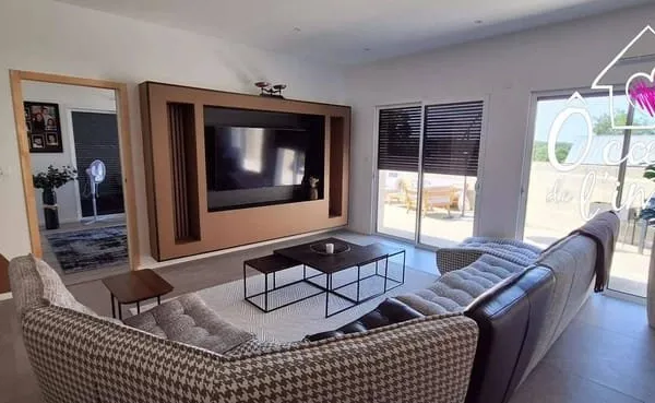 Maison de plain-pied 6 pièces 142 m²