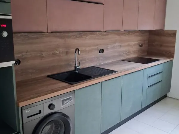 Sur les hauteurs de Toga à Bastia : appartement F3 de 70 m² rénové avec vue mer