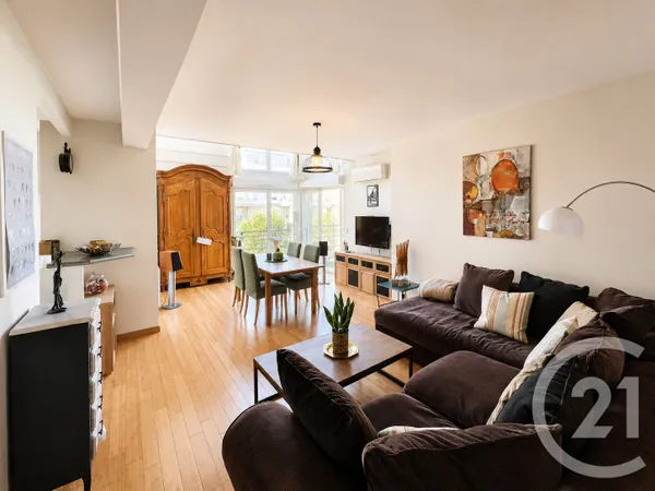 Appartement 6 pièces 101 m²