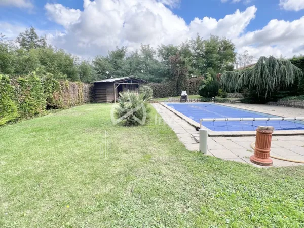 Terrain en individuel 2990 m²