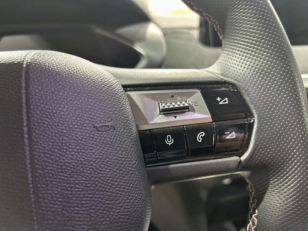 Ds Ds 3 puretech 100 bvm6 performance line — photo 21