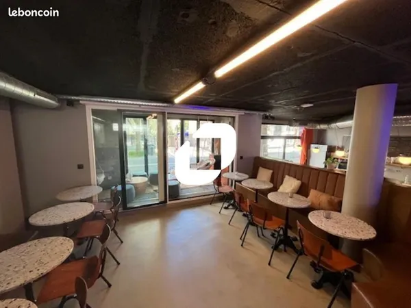 Local commercial 106 m²