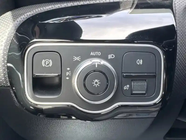 Mercedes Classe A 200 d amg line — photo 18