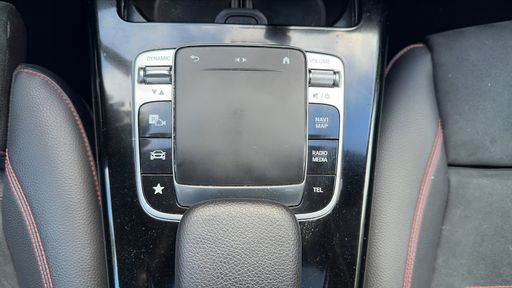 Mercedes Classe CLA 180 d 116 7G-DCT - AMG Line – 2019 – 77529 km – Diesel – Boîte Automatique — photo 18