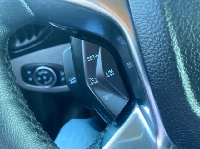 Ford Transit Connect fourgonnette l1 1.0e 100ch e85 trend — photo 17