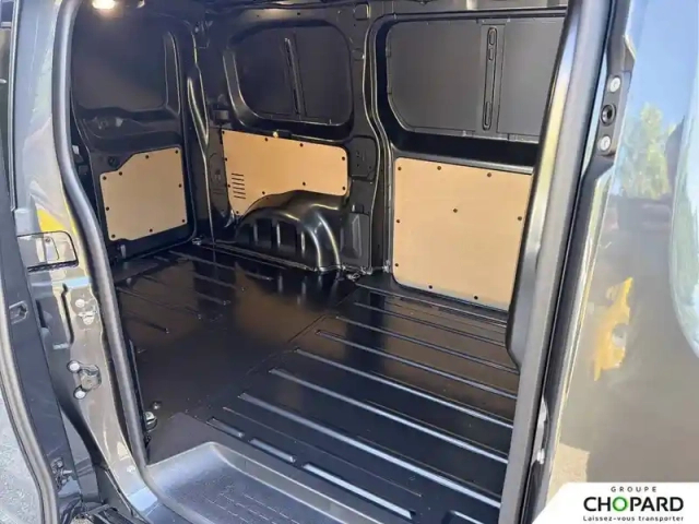 Opel Vivaro fgn sportive diesel 180 ch m automatique — photo 20