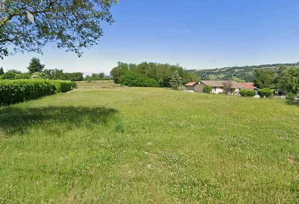 Terrain 1332 m²