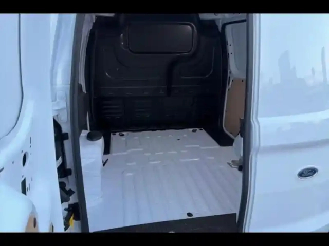 Ford Transit Courier 1.5 tdci 75ch stop&amp;start trend business — photo 12