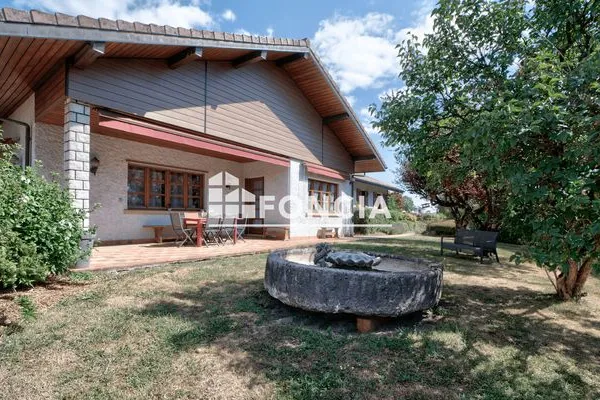 Maison 6 pièces 248 m²