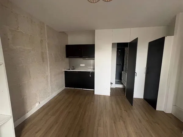 Appartement 1 pièce d'environ 20 m² à Niort centre