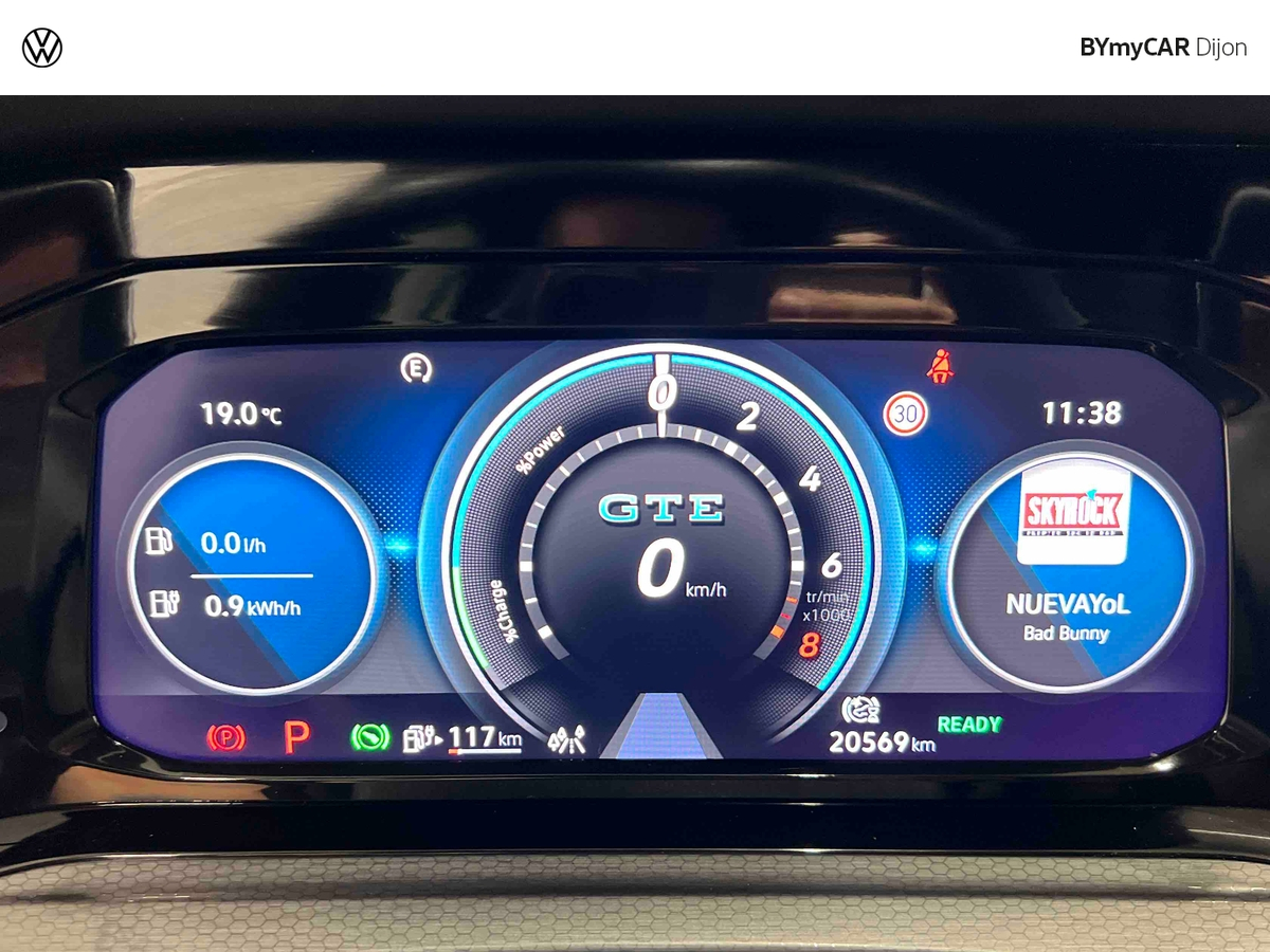 Volkswagen Golf 1.4 Hybrid Rechargeable OPF 245 DSG6 — photo 19