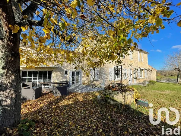 Maison 9 pièces 250 m²