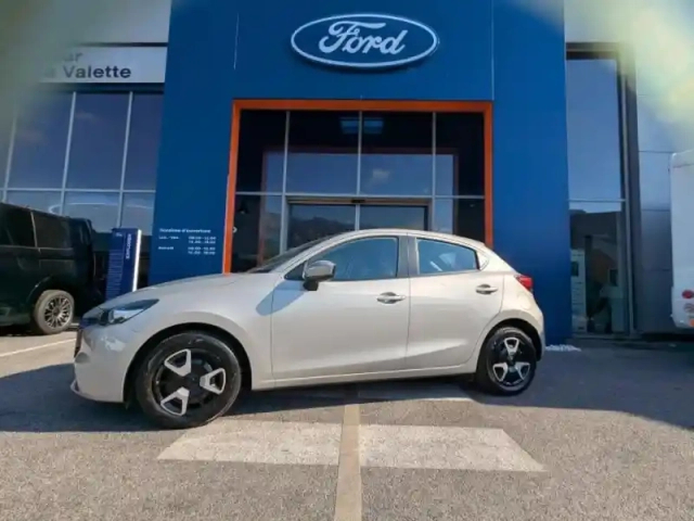 Mazda 2 mazda  1.5 e-skyactiv g m hybrid 90ch centre-line 03