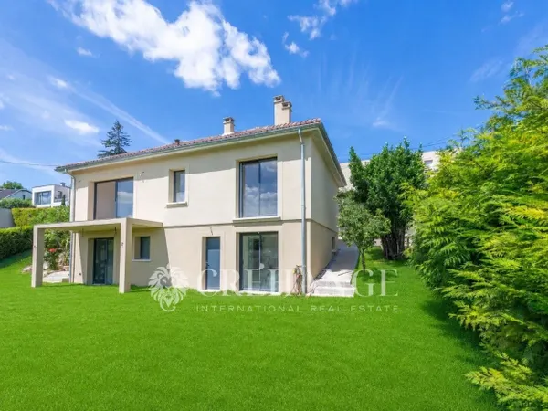 NOUVEAUTE EN EXCLUSIVITE Maison contemporaine de 5 pièces - 120