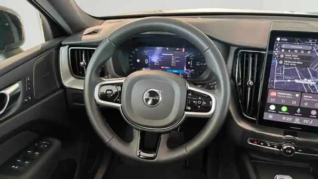 Volvo Xc60 t6 awd hybride rechargeable 253 ch+145 ch geartronic 8 — photo 12
