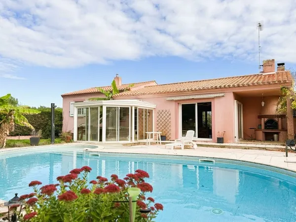Maison 7 pièces / terrain 4000m2