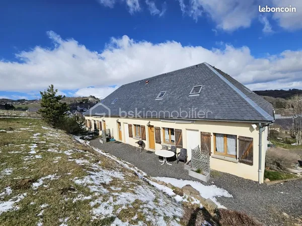 Gîte 12 pièces 435 m²
