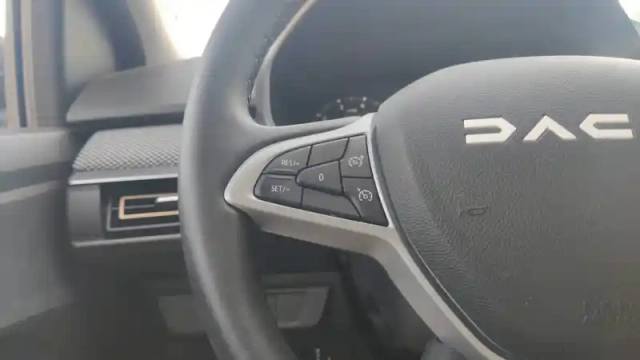 Dacia Sandero eco-g 100 gsr2 — photo 17
