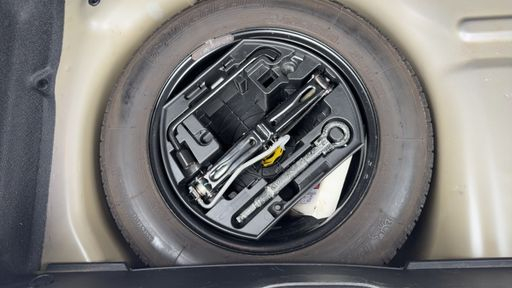 Peugeot 208 1.2 PureTech 68 - Like – 2015 – 73192 km – Essence – Boîte Manuelle — photo 28