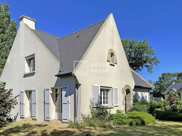 Maison 8 pièces 180 m²