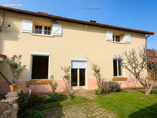 Maison 6 pièces 107 m²