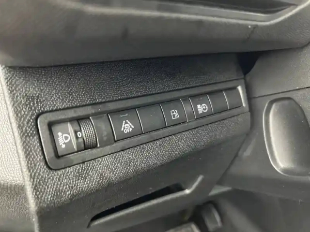 Peugeot 3008 hybrid 225 e-eat8 — photo 61
