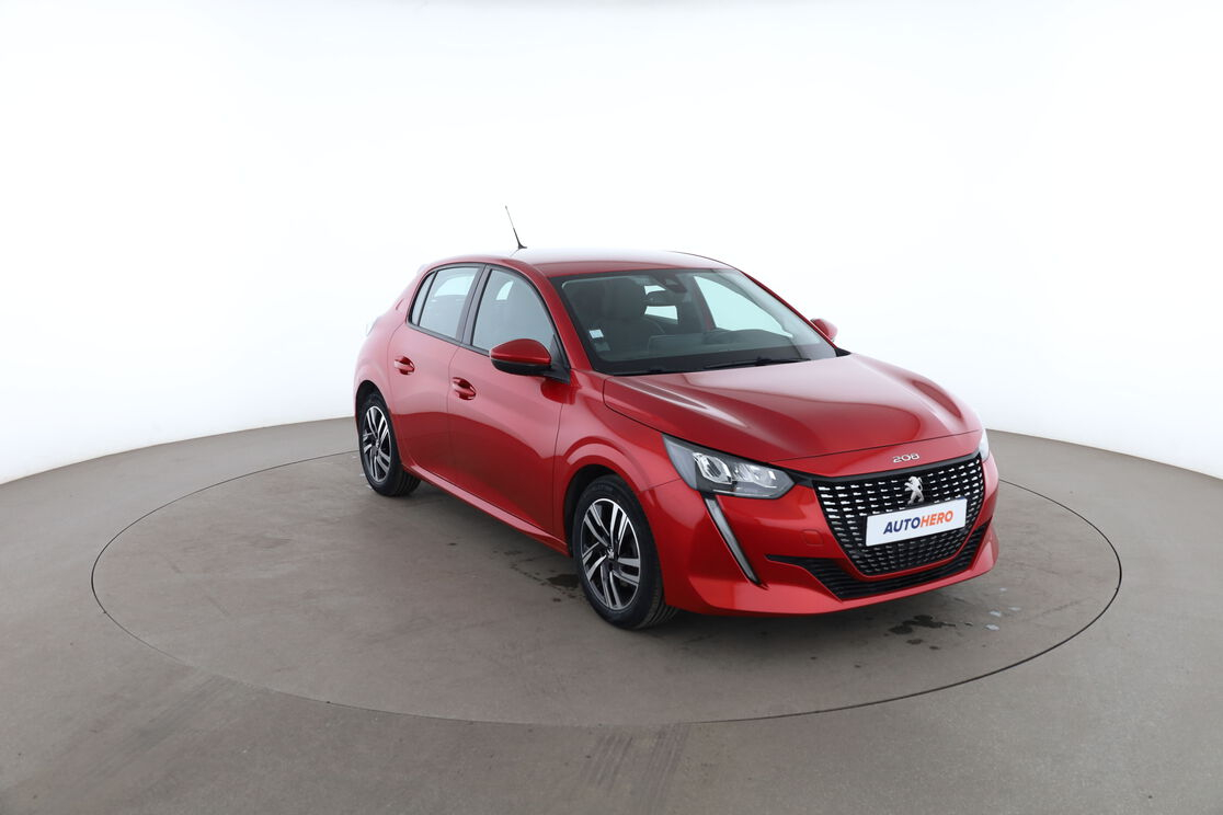 Peugeot 208 1.2 PureTech Allure — photo 7