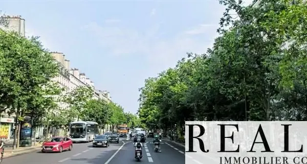 Local commercial 170 m²