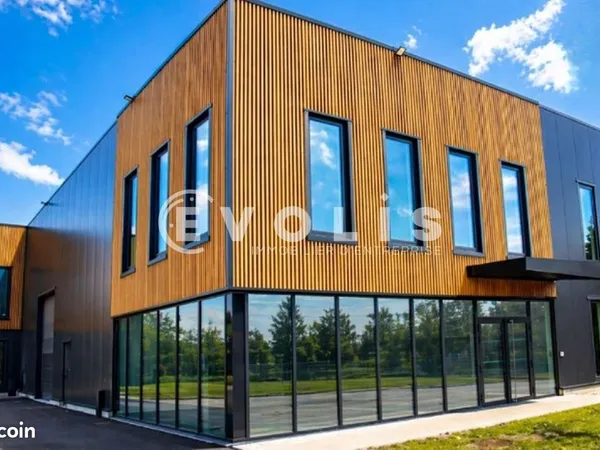 Local bureaux 359 m²